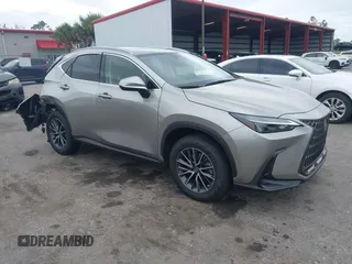 2022 Lexus NX 250 z VIN JTJADCAZ1N5002208, wystawiony jako IAAI lot #41372584 z przebiegiem 24 110 mil mil oraz . Historia ofert i sprzedaży dostępna na DreamBid. Obrazek 1.