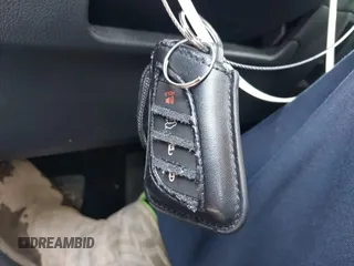 2022 Lexus ES 350 z VIN 58ADZ1B10NU124891, wystawiony jako IAAI lot #42422400 z przebiegiem 114 739 mil mil oraz . Historia ofert i sprzedaży dostępna na DreamBid. Obrazek 11.
