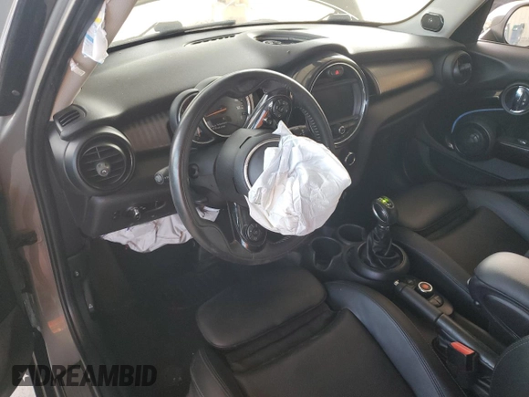 2018 MINI Hardtop 4 Door Cooper with VIN WMWXU1C55J2F79623, listed as a Copart auction lot 60515015 with Not provided miles and Salvage title. Bid and sale history available at DreamBid. Image 8.
