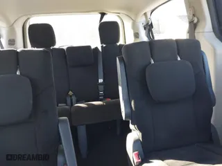 2012 Dodge Grand Caravan SE with VIN 2C4RDGBG3CR235940, listed as a IAAI auction lot 41322892 with 146,789 mi miles. Bid and sale history available at carsss.com. Image 8.