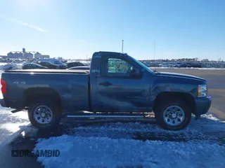 2008 Chevrolet Silverado 1500 1LT with VIN 1GCEK14088Z280290, listed as a IAAI auction lot 41755583 with 65,056 mi miles and . Bid and sale history available at DreamBid. Image 13.
