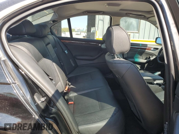 2005 BMW 3 Series 330xi with VIN WBAEW53455PN39175, listed as a Copart auction lot 75733054 with 165,015 mi miles and Salvage Title. Bid and sale history available at DreamBid. Image 10.