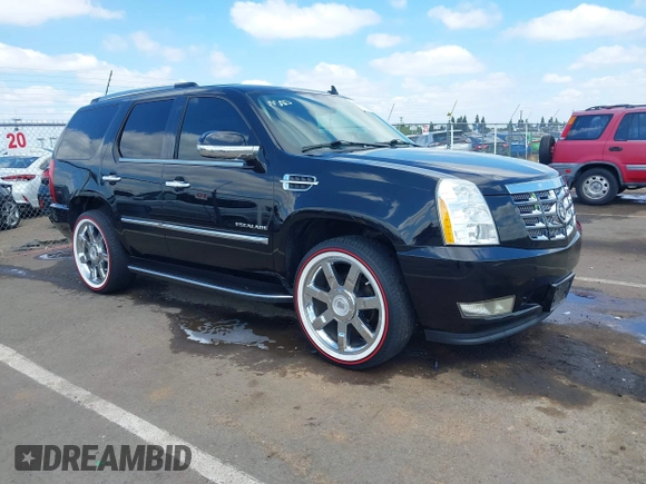 2010 Cadillac Escalade Luxury с VIN 1GYUCBEFXAR214311, выставлен на аукционе IAAI как лот 42140390 с пробегом 143 200 миль миль и . История ставок и продаж доступна на DreamBid. Изображение 1.