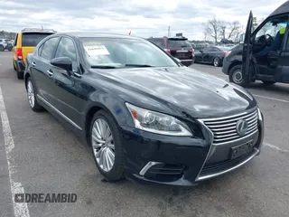 2017 Lexus LS 460 z VIN JTHCL5EF2H5028166, wystawiony jako IAAI lot #42049415 z przebiegiem 205 982 mil mil oraz . Historia ofert i sprzedaży dostępna na DreamBid. Obrazek 1.