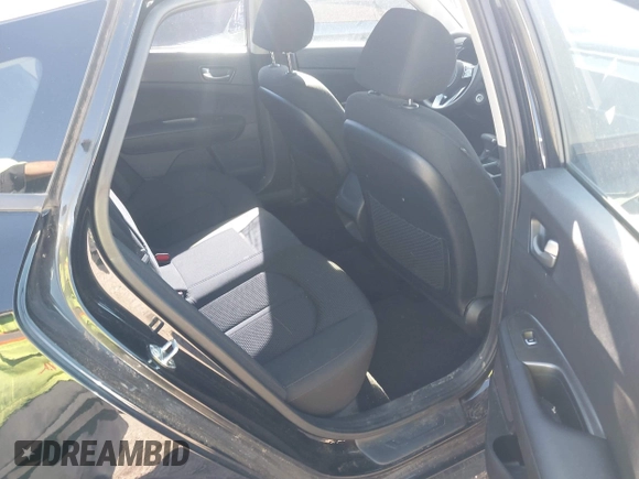 2020 Kia Optima LX z VIN 5XXGT4L34LG419202, wystawiony jako IAAI lot #41380609 z przebiegiem 84 554 mil mil oraz . Historia ofert i sprzedaży dostępna na DreamBid. Obrazek 8.