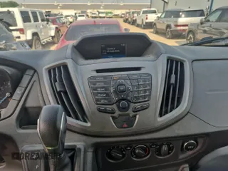 2018 Ford Transit with VIN 1FTYR1YG9JKB43972, listed as a IAAI auction lot 42726896 with 31,414 mi miles and . Bid and sale history available at DreamBid. Image 4.