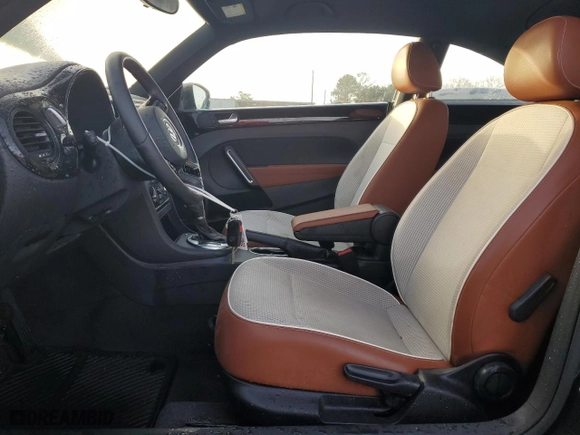 2017 Volkswagen Beetle 1.8T Fleet with VIN 3VWF17AT8HM626748, listed as a Copart auction lot 47916585 with 20,515 mi miles and Salvage Title. Bid and sale history available at carsss.com. Image 7.