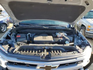 2024 Chevrolet Silverado 1500 RST with VIN 2GCUDEED7R1165236, listed as a Copart auction lot 50582385 with 7,333 mi miles and Salvage Title. Bid and sale history available at DreamBid. Image 12.