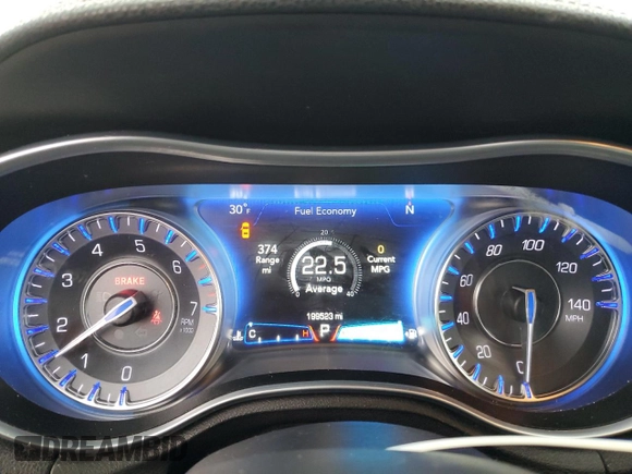 2016 Chrysler 300 Anniversary Edition with VIN 2C3CCAAG8GH197726, listed as a Copart auction lot 48639725 with 199,523 mi miles and Clean Title. Bid and sale history available at DreamBid. Image 9.
