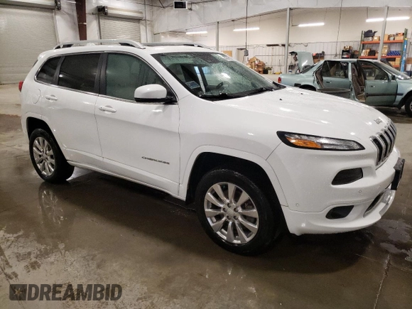 2017 Jeep Cherokee Overland с VIN 1C4PJMJS9HW620583, выставлен на аукционе Copart как лот 48708135 с пробегом 93 984 миль миль и Списание • Salvage title. История ставок и продаж доступна на DreamBid. Изображение 4.