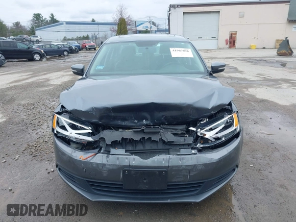 2011 Volkswagen Jetta SE with VIN 3VWDZ7AJ5BM377346, listed as a IAAI auction lot 41967856 with 139,475 mi miles and . Bid and sale history available at DreamBid. Image 6.