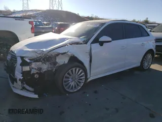 2017 Audi A3 e-tron Sportback Premium z VIN WAUUPBFF6HA085434, wystawiony jako Copart lot #80995504 z przebiegiem 71 901 mil mil oraz Szkoda całkowita • Salvage title. Historia ofert i sprzedaży dostępna na DreamBid. Obrazek 1.