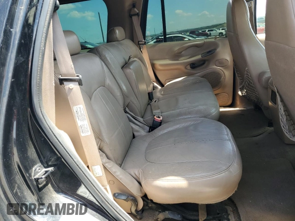 1998 Ford Expedition XLT with VIN 1FMRU17L2WLB50938, listed as a Copart auction lot 72033484 with 199,898 mi miles and Salvage Title. Bid and sale history available at carsss.com. Image 11.