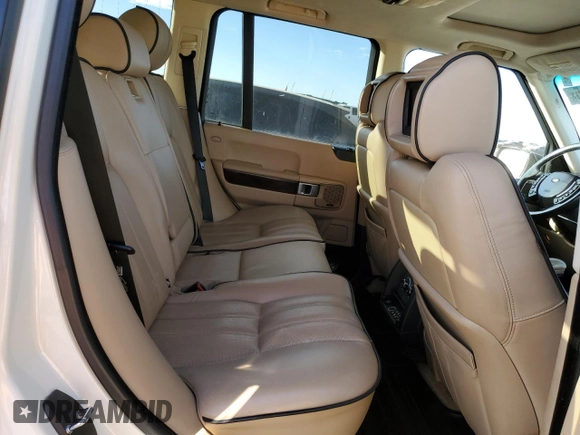 2008 Land Rover Range Rover HSE with VIN SALMF154X8A267890, listed as a Copart auction lot 46231585 with 186,558 mi miles and Clean Title. Bid and sale history available at DreamBid. Image 11.