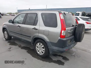 2006 Honda CR-V EX with VIN JHLRD78816C015034, listed as a IAAI auction lot 42121953 with 168,378 mi miles and . Bid and sale history available at carsss.com. Image 3.
