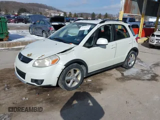 2008 Suzuki SX4 with VIN JS2YB413885101448, listed as a IAAI auction lot 41569235 with 130,633 mi miles. Bid and sale history available at carsss.com. Image 2.
