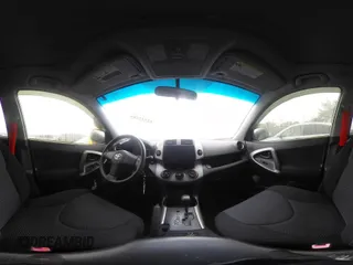 2008 Toyota RAV4 Sport с VIN JTMBD32V586063644, выставлен на аукционе IAAI как лот 42335585 с пробегом 182 196 миль миль и . История ставок и продаж доступна на DreamBid. Изображение 18.