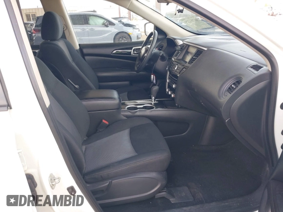 2018 Nissan Pathfinder S with VIN 5N1DR2MN6JC679146, listed as a IAAI auction lot 41753225 with 46,607 mi miles. Bid and sale history available at carsss.com. Image 5.