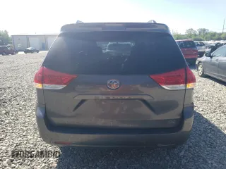 2013 Toyota Sienna XLE with VIN 5TDDK3DC4DS069861, listed as a Copart auction lot 61821815 with 181,865 mi miles and Clean title. Bid and sale history available at DreamBid. Image 6.