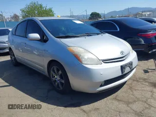 2008 Toyota Prius with VIN JTDKB20U687786214, listed as a IAAI auction lot 41969683 with 403,350 mi miles and . Bid and sale history available at carsss.com. Image 1.