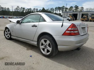 1999 Mercedes-Benz SLK 230/320 z VIN WDBKK47FXXF130104, wystawiony jako Copart lot #50151595 z przebiegiem Nie podano mil oraz Szkody całkowita. Historia ofert i sprzedaży dostępna na DreamBid. Obrazek 2.