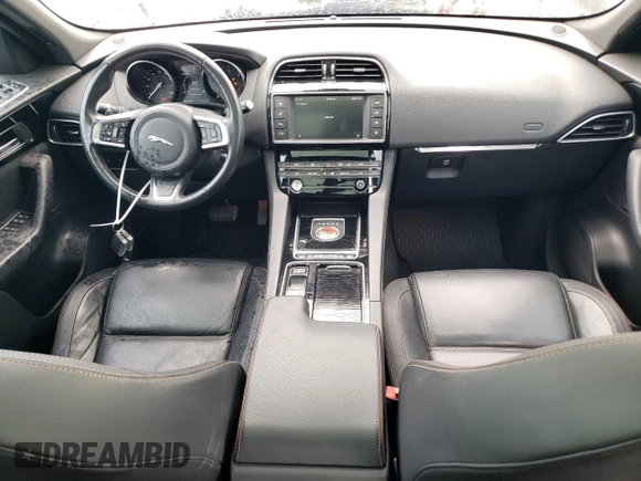 2018 Jaguar F-Pace 20d Prestige with VIN SADCK2FN5JA269472, listed as a Copart auction lot 52855415 with 54,329 mi miles and Clean Title. Bid and sale history available at DreamBid. Image 8.