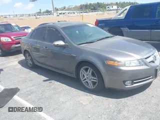 2008 Acura TL with VIN 19UUA66268A004376, listed as a IAAI auction lot 41916026 with 233,246 mi miles. Bid and sale history available at carsss.com. Image 1.