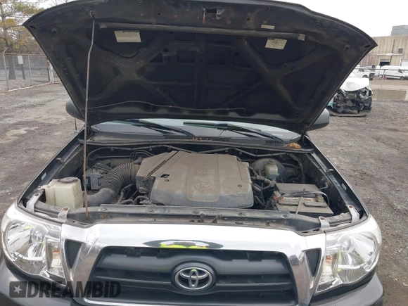 2006 Toyota Tacoma PreRunner z VIN 5TETU62N76Z314606, wystawiony jako IAAI lot #41909636 z przebiegiem 119 769 mil mil oraz . Historia ofert i sprzedaży dostępna na DreamBid. Obrazek 10.