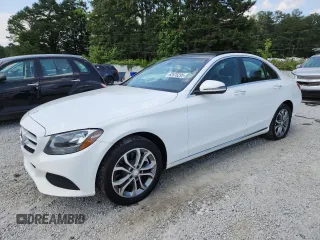 2016 Mercedes-Benz C 300 Luxury with VIN 55SWF4KB2GU172989, listed as a Copart auction lot 62676295 with 105,322 mi miles and Clean title. Bid and sale history available at DreamBid. Image 1.