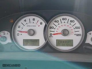 2007 Ford Escape Limited with VIN 1FMCU04147KA92387, listed as a IAAI auction lot 37323827 with 221,468 mi miles. Bid and sale history available at carsss.com. Image 7.