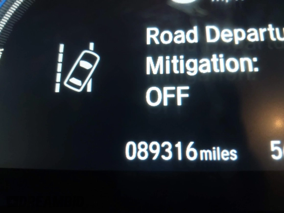 2018 Honda Clarity Touring with VIN JHMZC5F32JC014588, listed as a IAAI auction lot 42066633 with 89,316 mi miles. Bid and sale history available at carsss.com. Image 16.