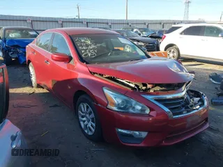 2013 Nissan Altima 2.5 S with VIN 1N4AL3APXDC107396, listed as a IAAI auction lot 41813958 with 209,000 mi miles. Bid and sale history available at carsss.com. Image 1.