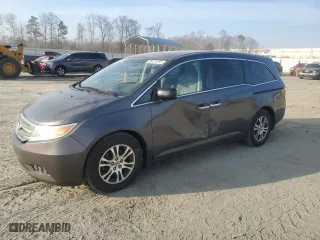 2013 Honda Odyssey EX with VIN 5FNRL5H49DB019351, listed as a Copart auction lot 88479155 with 178,053 mi miles and Salvage Title. Bid and sale history available at carsss.com. Image 1.