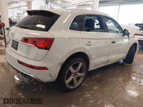 2022 Audi SQ5 Premium Plus with VIN WA1B4AFY5N2043366, listed as a IAAI auction lot 41528425 with 1 mi miles. Bid and sale history available at carsss.com. Image 4.