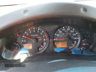 2006 Nissan Frontier Nismo z VIN 1N6AD06W06C449364, wystawiony jako Copart lot #66186774 z przebiegiem 320 070 mil mil oraz Szkoda całkowita • Salvage title. Historia ofert i sprzedaży dostępna na DreamBid. Obrazek 9.
