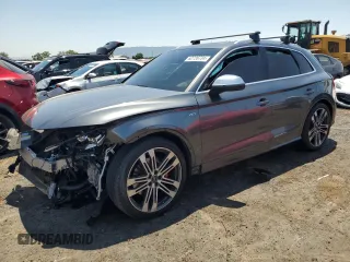 2018 Audi SQ5 Premium Plus with VIN WA1A4AFY3J2203766, listed as a Copart auction lot 62726734 with 72,881 mi miles and Salvage Title. Bid and sale history available at DreamBid. Image 1.