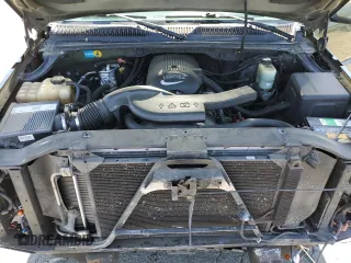2002 Chevrolet Avalanche z VIN 3GNEK13T72G223136, wystawiony jako Copart lot #58119825 z przebiegiem 382 148 mil mil oraz Szkoda całkowita • Salvage title. Historia ofert i sprzedaży dostępna na DreamBid. Obrazek 11.