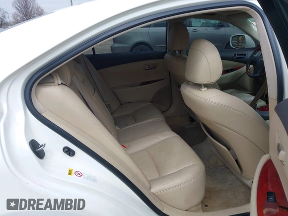 2007 Lexus ES 350 with VIN JTHBJ46G672036886, listed as a IAAI auction lot 42006144 with 181,192 mi miles. Bid and sale history available at carsss.com. Image 8.