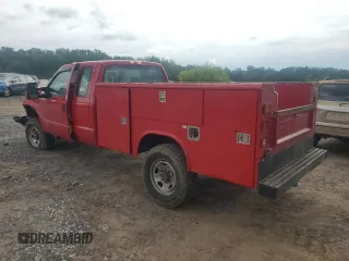 2013 Ford F-350 with VIN 1FD8X3F60DEB00261, listed as a Copart auction lot 57975365 with 221,878 mi miles and Salvage title. Bid and sale history available at DreamBid. Image 2.
