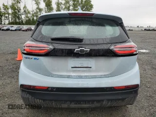 2023 Chevrolet Bolt EV 2LT z VIN 1G1FX6S09P4169595, wystawiony jako Copart lot #57400355 z przebiegiem 8545 mil mil oraz Szkody całkowita. Historia ofert i sprzedaży dostępna na DreamBid. Obrazek 6.