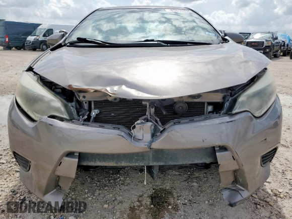 2016 Toyota Corolla L z VIN 5YFBURHE3GP416786, wystawiony jako Copart lot #63850455 z przebiegiem 108 219 mil mil oraz Szkoda całkowita • Salvage title. Historia ofert i sprzedaży dostępna na DreamBid. Obrazek 5.