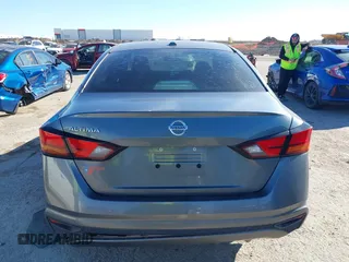 2020 Nissan Altima S with VIN 1N4BL4BV0LC258253, listed as a IAAI auction lot 41735757 with 97,561 mi miles and . Bid and sale history available at carsss.com. Image 17.