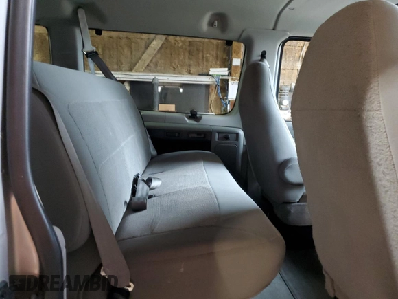 2006 Ford Econoline Passenger XL with VIN 1FBNE31L66HA25436, listed as a Copart auction lot 50935865 with 105,365 mi miles and Clean Title. Bid and sale history available at carsss.com. Image 11.