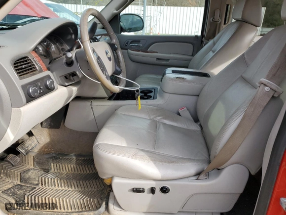 2007 Chevrolet Silverado 1500 LT w/2LT with VIN 2GCEK13M671536647, listed as a Copart auction lot 88068275 with 230,658 mi miles and Salvage Title. Bid and sale history available at carsss.com. Image 7.
