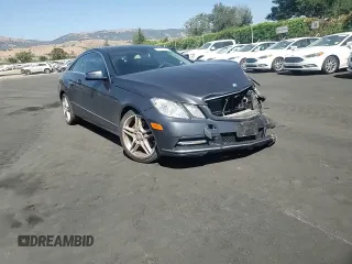 2013 Mercedes-Benz E 350 with VIN WDDKJ5KBXDF200944, listed as a Copart auction lot 58178165 with 97,420 mi miles and Salvage title. Bid and sale history available at DreamBid. Image 13.