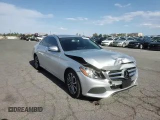2018 Mercedes-Benz C 300 с VIN 55SWF4JB8JU258588, выставлен на аукционе Copart как лот 60350455 с пробегом 89 500 миль миль и Списание • Salvage title. История ставок и продаж доступна на DreamBid. Изображение 13.