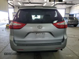 2019 Toyota Sienna LE Auto Access Seat with VIN 5TDKZ3DC6KS012190, listed as a Copart auction lot 54215005 with 70,332 mi miles and Salvage title. Bid and sale history available at DreamBid. Image 6.
