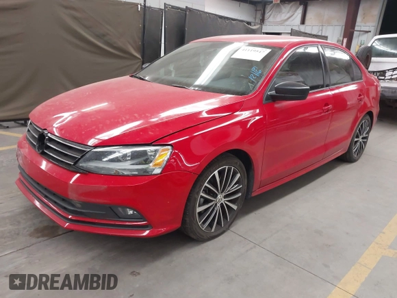 2015 Volkswagen Jetta SE с VIN 3VWD17AJ2FM427651, выставлен на аукционе IAAI как лот 41119547 с пробегом 76 730 миль миль и . История ставок и продаж доступна на DreamBid. Изображение 18.