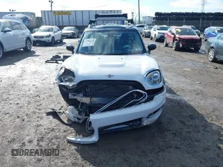 2020 MINI Countryman Cooper S z VIN WMZYX1C06L3M01166, wystawiony jako IAAI lot #41540885 z przebiegiem 37 008 mil mil oraz . Historia ofert i sprzedaży dostępna na DreamBid. Obrazek 6.