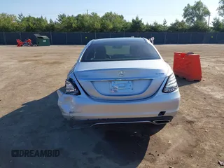 2018 Mercedes-Benz C with VIN WDDWF4KB2JR320325, listed as a IAAI auction lot 40359181 with 58,522 mi miles. Bid and sale history available at carsss.com. Image 16.
